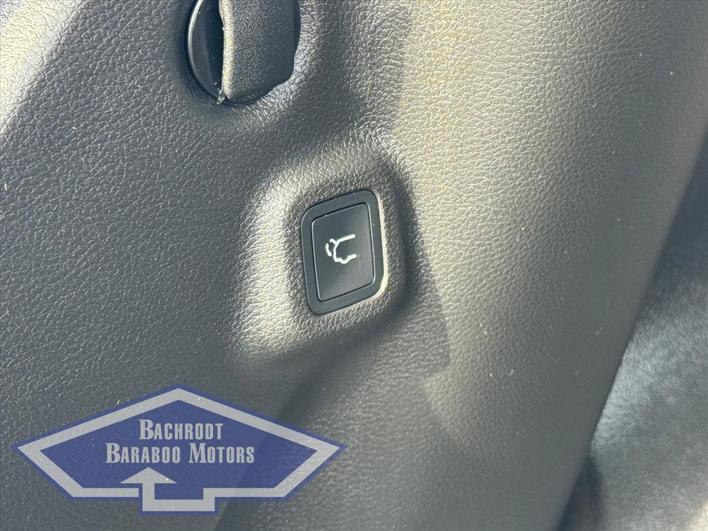 Used 2022 Jeep Compass Latitude w/ Sun and Sound Group image 6