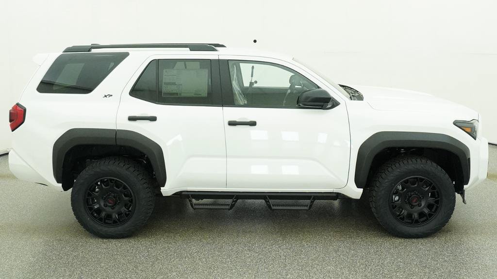 New 2026 Toyota 4Runner SR5 AWD/4WD image 14