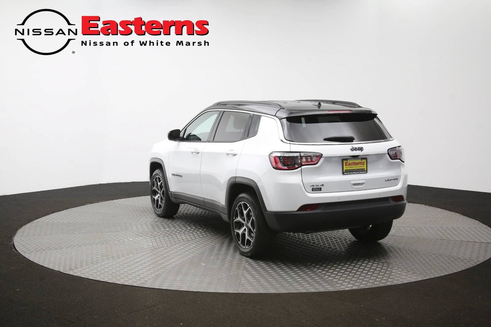 Used 2025 Jeep Compass Limited AWD/4WD image 63