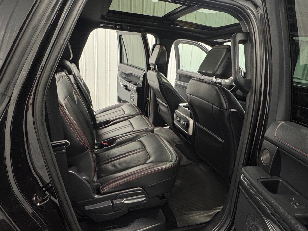 Used 2022 Ford Expedition Max Limited AWD/4WD image 30