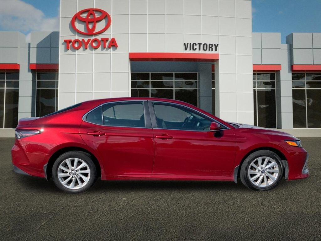 Used 2022 Toyota Camry LE w/ Cold Weather Package AWD/4WD image 2