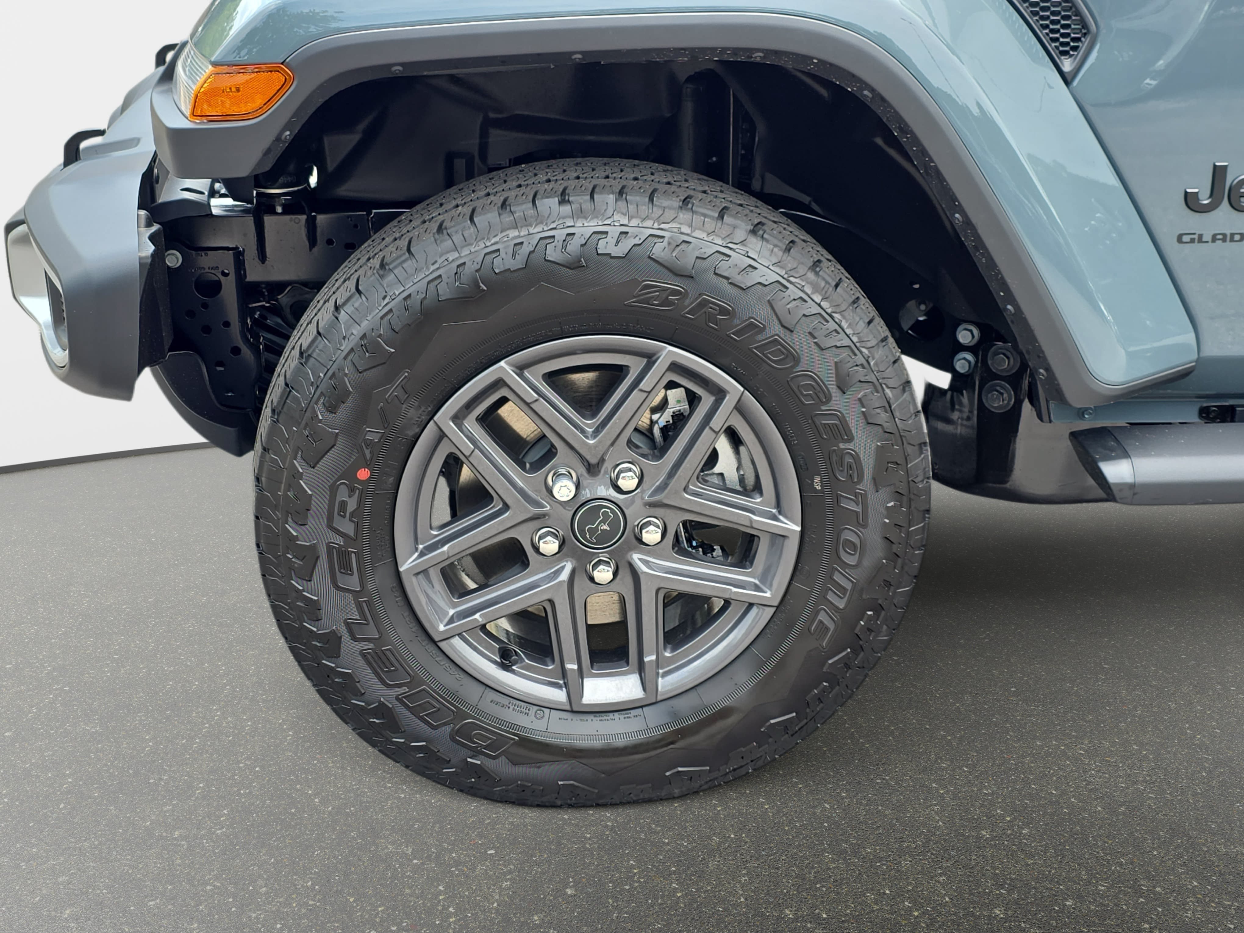 New 2026 Jeep Gladiator Sport AWD/4WD image 29