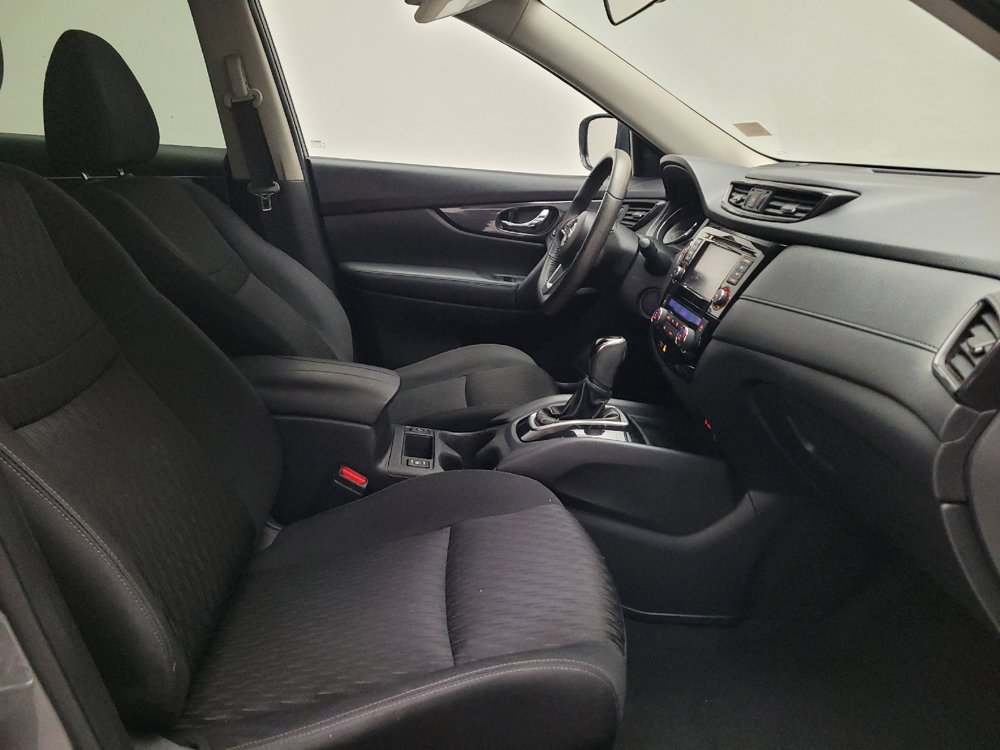 Used 2020 Nissan Rogue SV AWD/4WD image 21