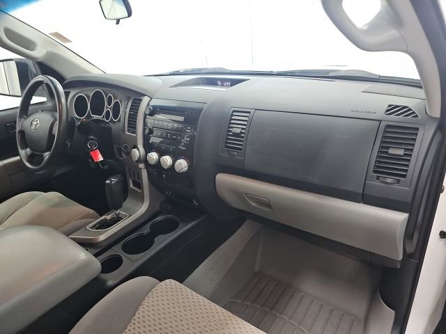 Used 2010 Toyota Tundra 4x4 Double Cab image 11