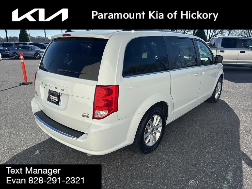 Used 2019 Dodge Grand Caravan SXT image 7