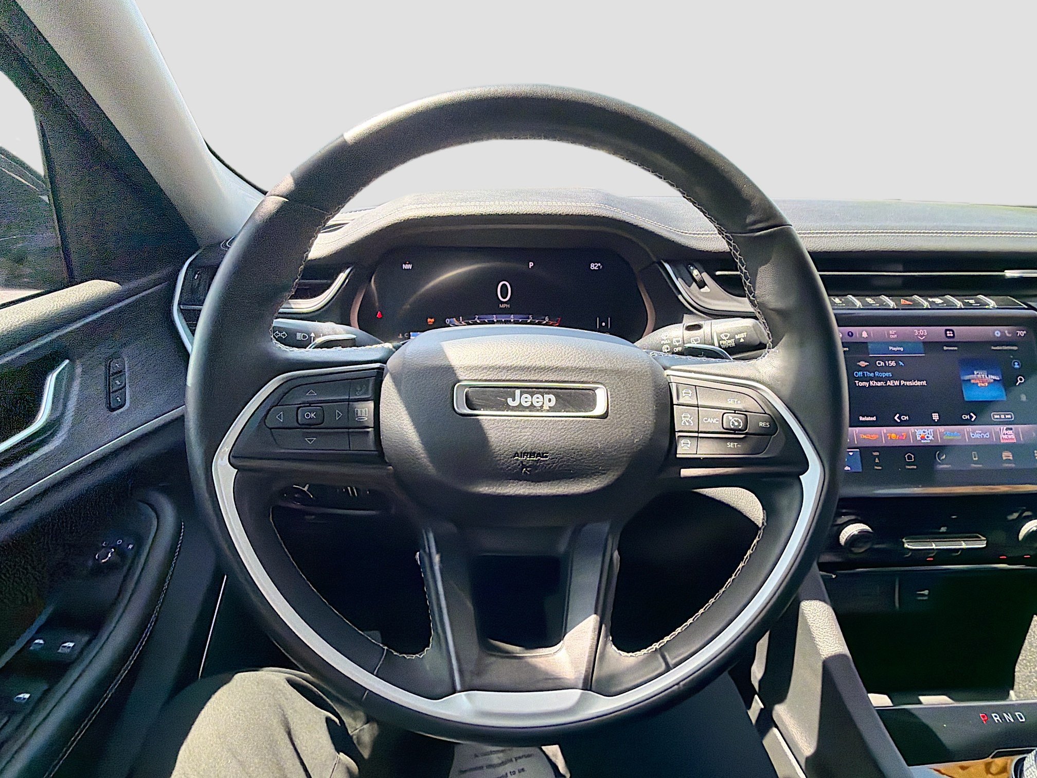 Used 2021 Jeep Grand Cherokee L Limited RWD image 11