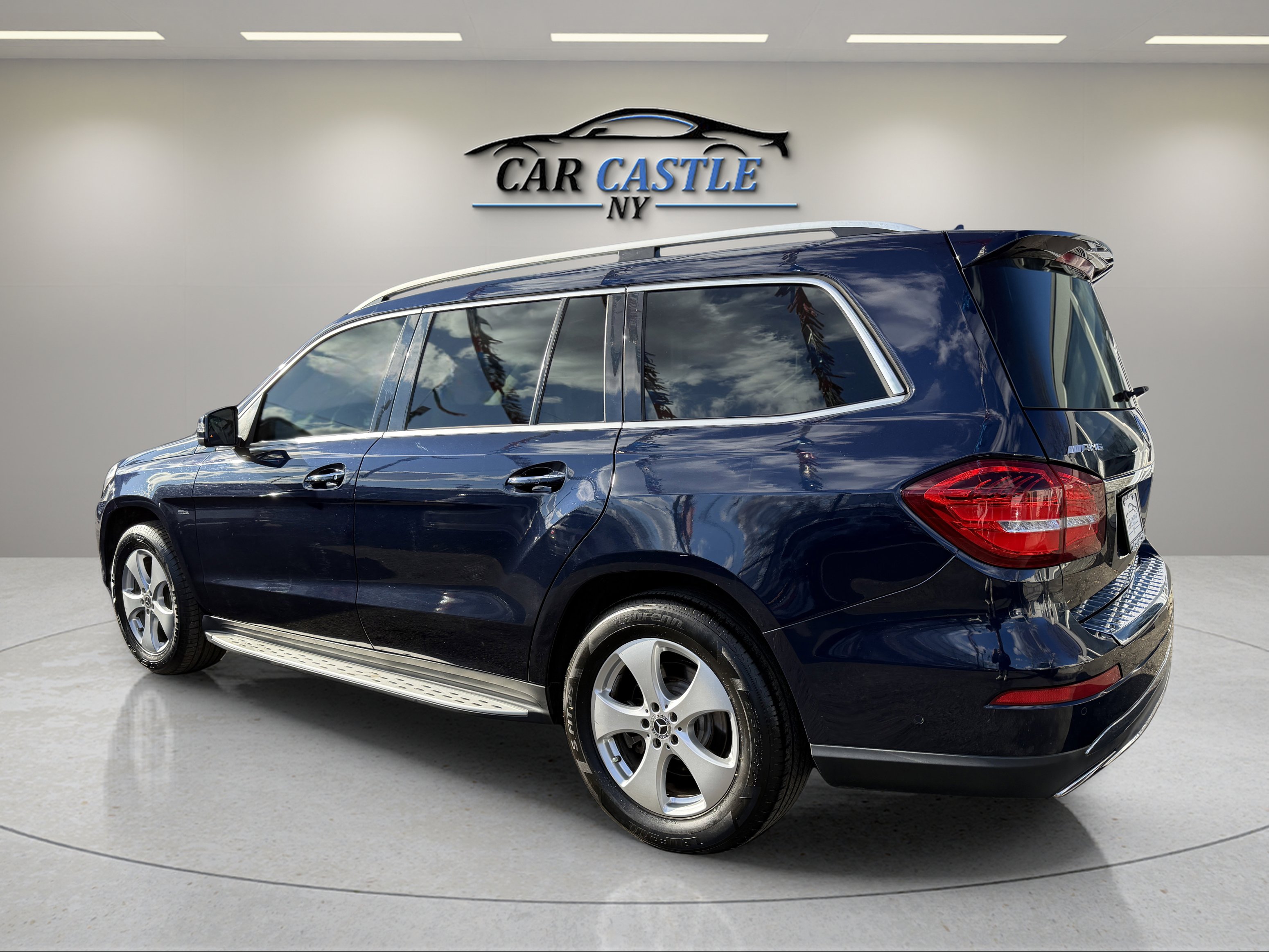 Used 2018 Mercedes-Benz GLS 450 4MATIC w/ Premium Package image 12