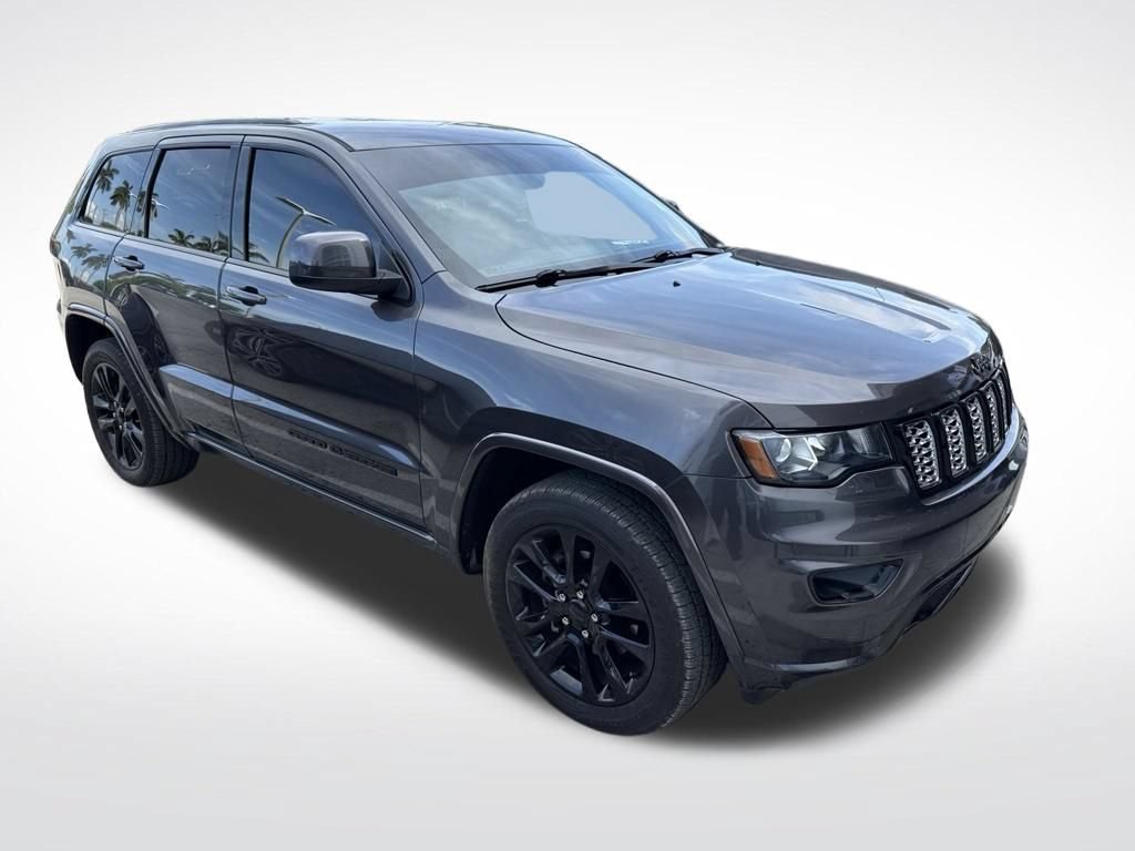 Used 2020 Jeep Grand Cherokee Altitude RWD image 2