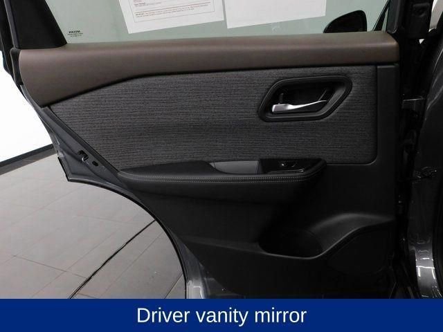 Used 2023 Nissan Rogue SV image 33