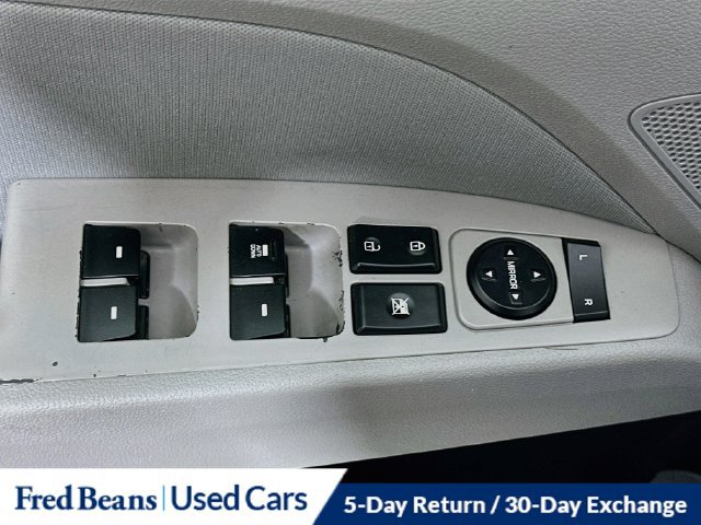 Used 2017 Hyundai Elantra SE FWD image 24