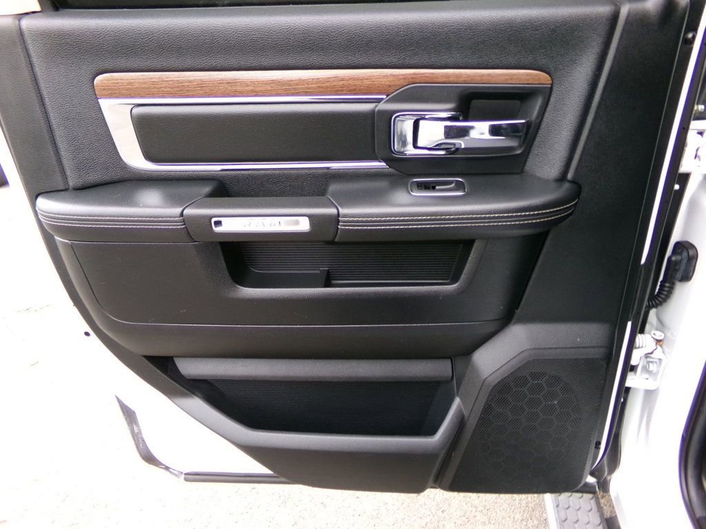 Used 2014 RAM 2500 Laramie image 16