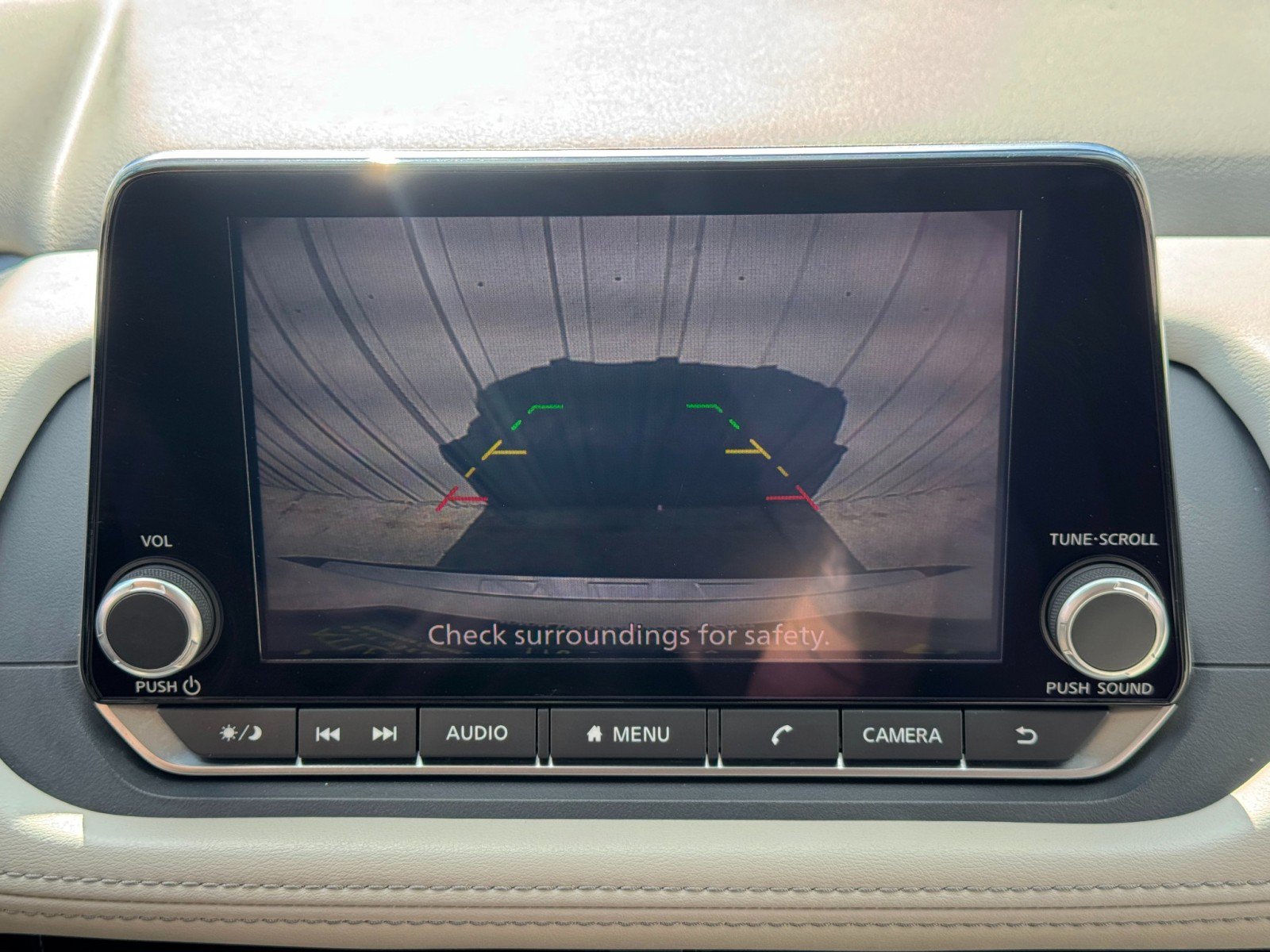 Used 2022 Nissan Rogue SV FWD image 23