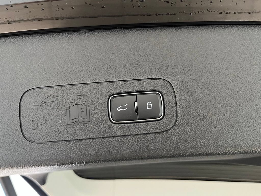 Used 2026 Lincoln Aviator Reserve AWD/4WD image 28