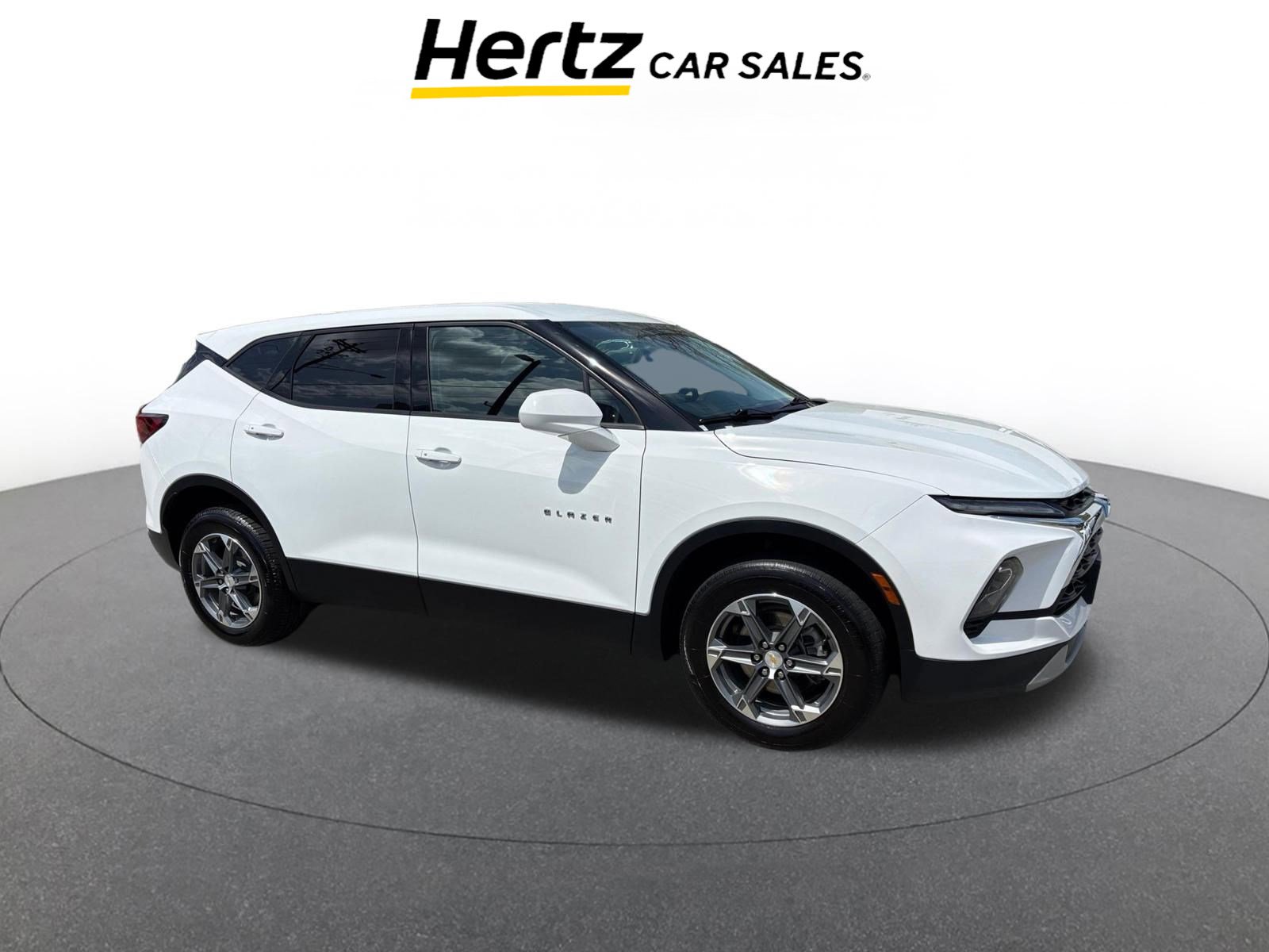Used 2024 Chevrolet Blazer LT image 1