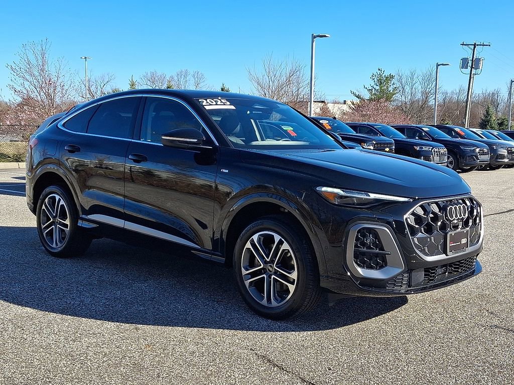 Certified 2025 Audi Q5 Premium Plus image 3