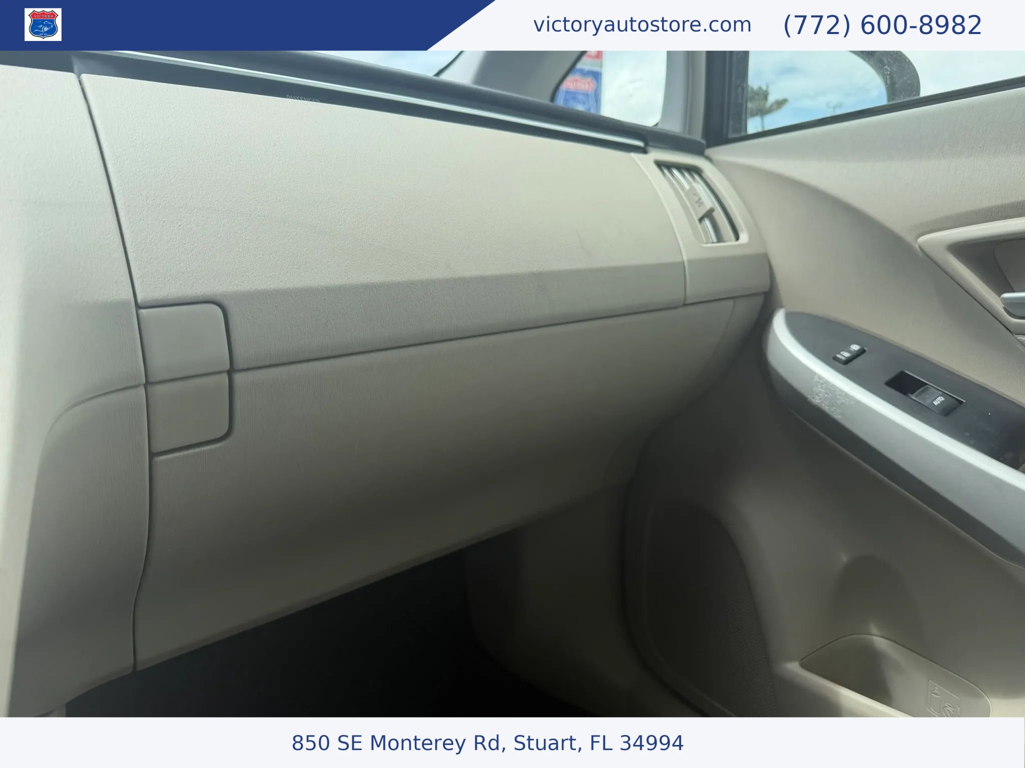 Used 2014 Toyota Prius Two FWD image 31