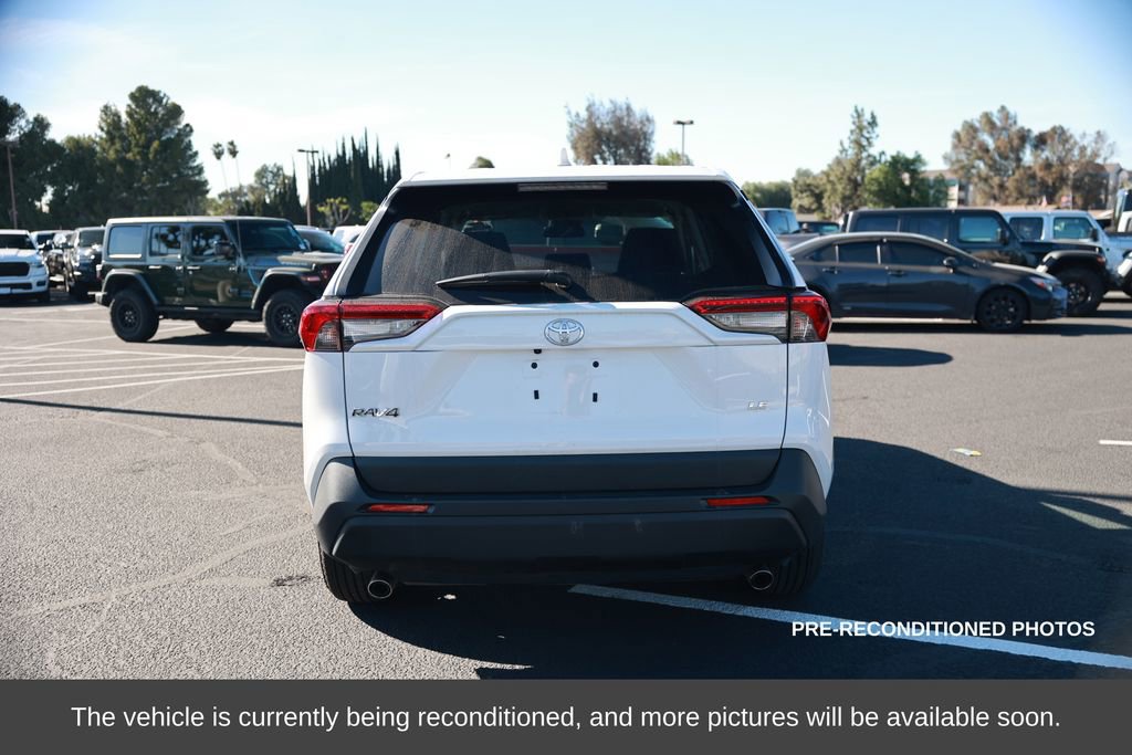 Used 2024 Toyota RAV4 LE image 4