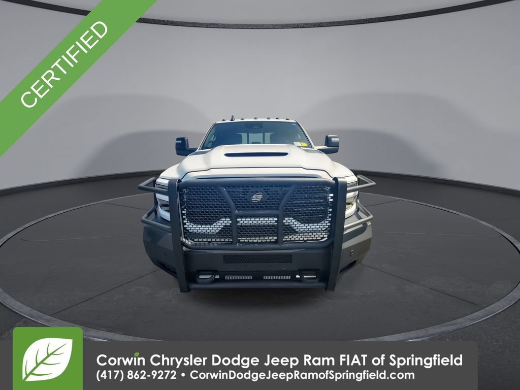Used 2025 RAM 3500 Laramie w/ Night Edition AWD/4WD image 3