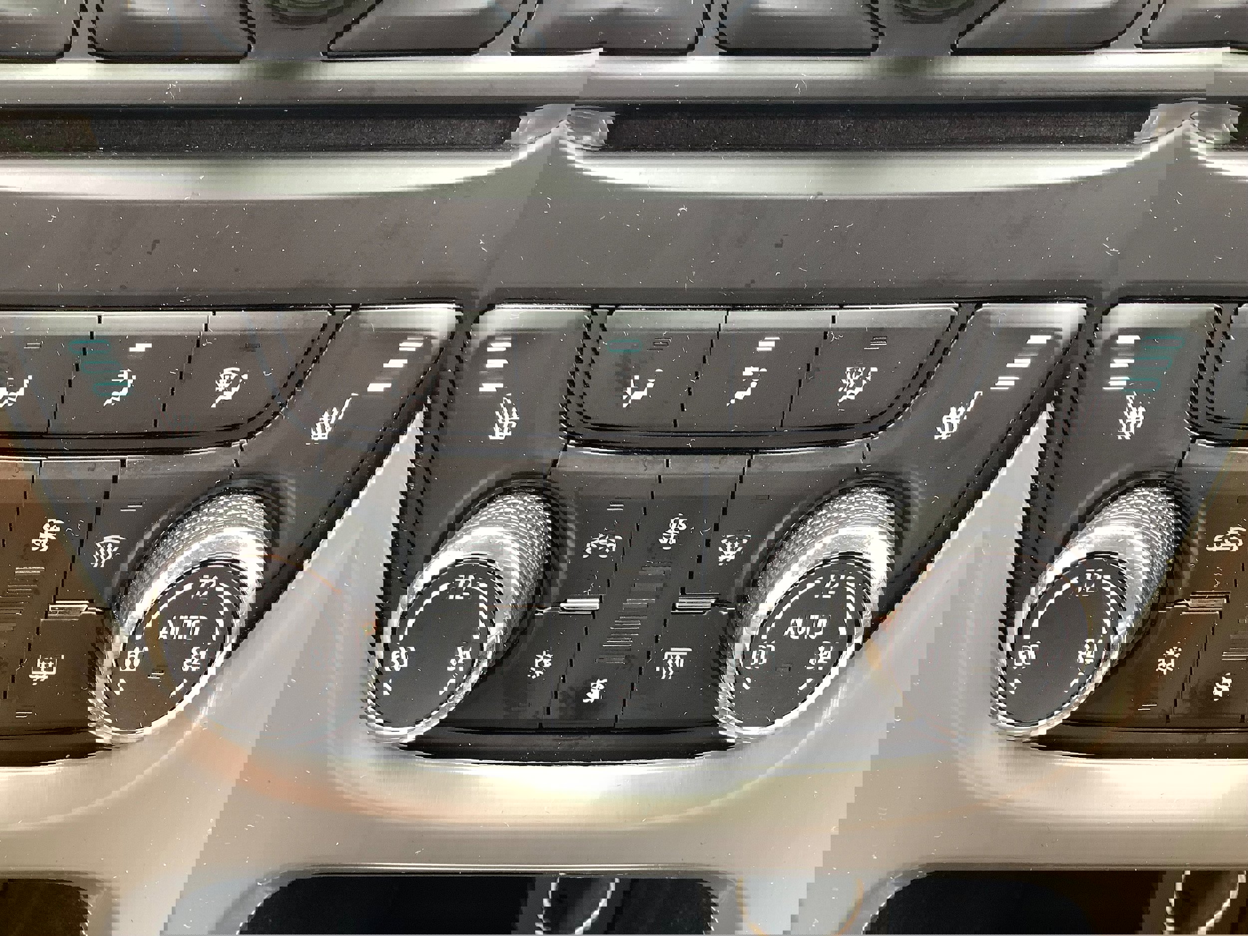 Used 2016 Buick Verano Sport Touring image 21