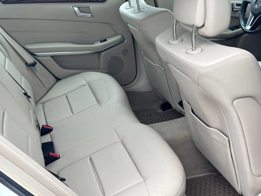 Used 2016 Mercedes-Benz E 350 4MATIC Sedan image 16