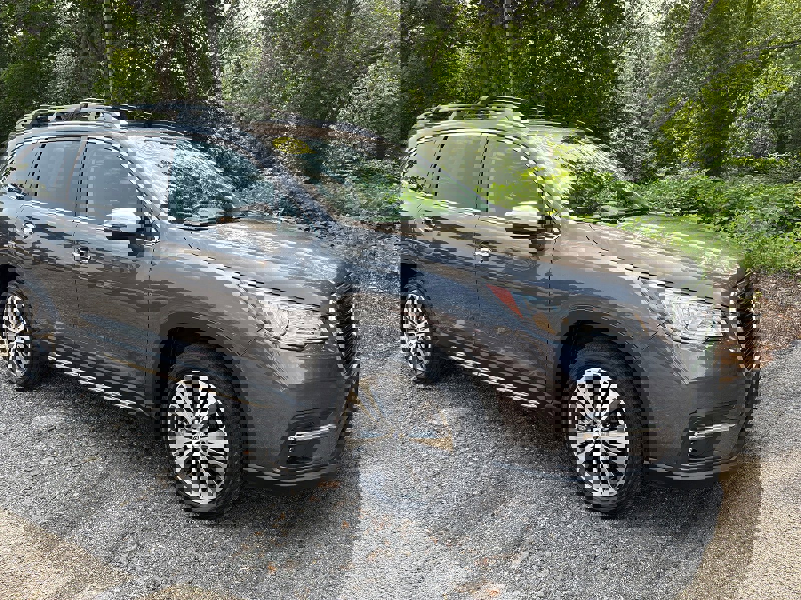 Used 2022 Subaru Ascent Touring image 1