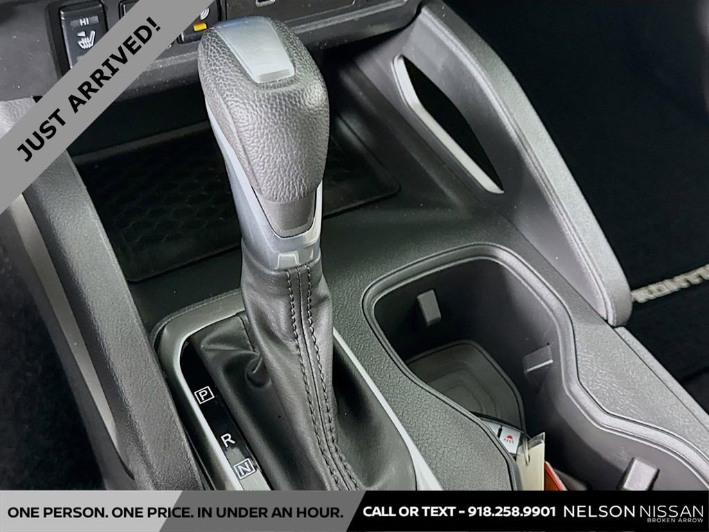 Certified 2025 Nissan Frontier SV w/ SV Convenience Package image 16