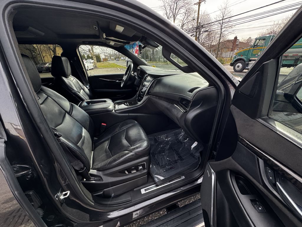 Used 2015 Cadillac Escalade ESV Platinum image 15