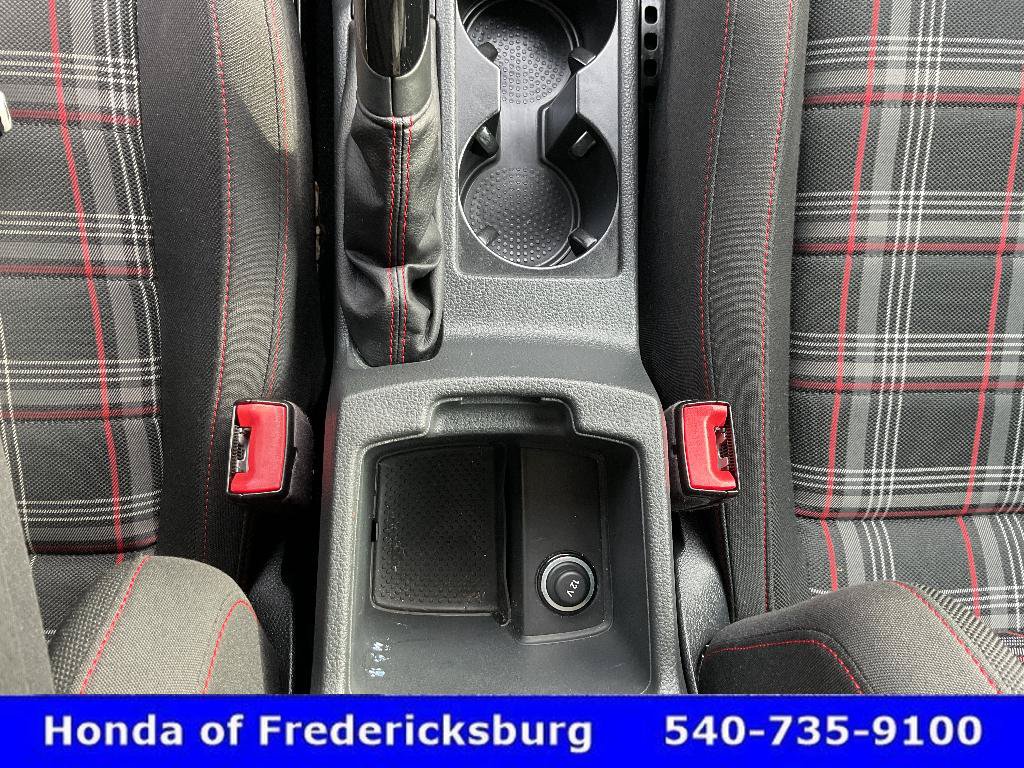 Used 2017 Volkswagen GTI S FWD image 38