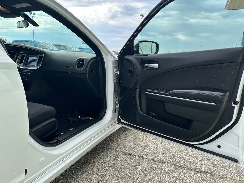 Used 2022 Dodge Charger SXT image 15