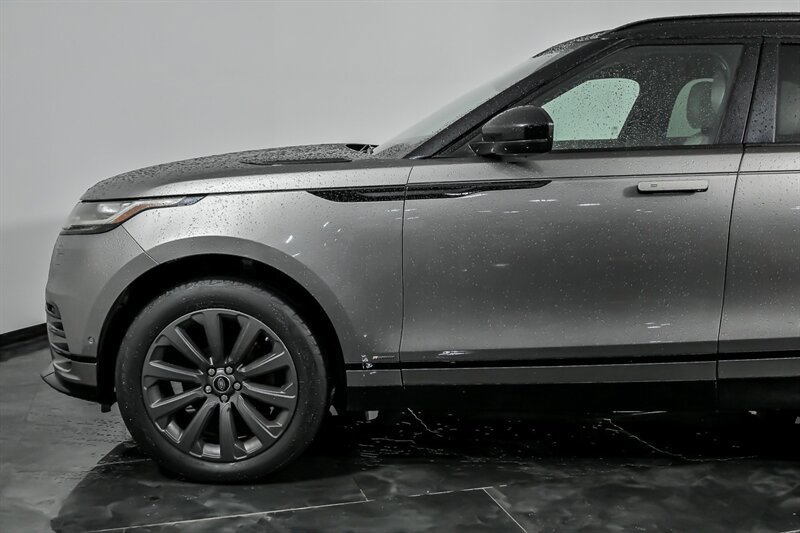 Used 2018 Land Rover Range Rover Velar R-Dynamic SE AWD/4WD image 6