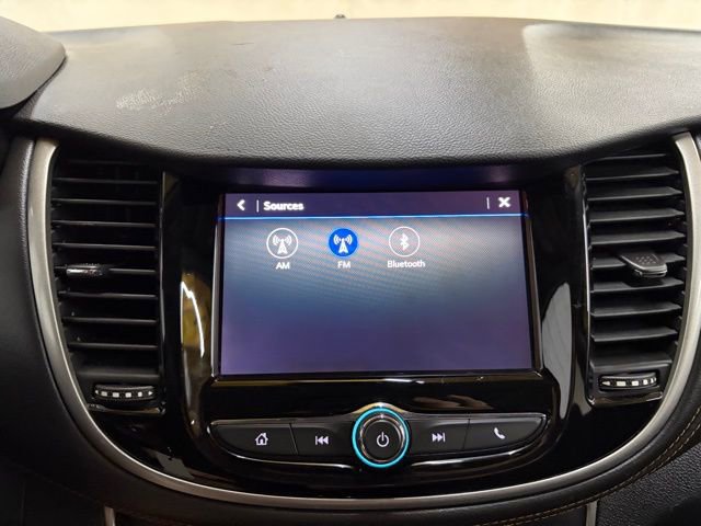 Used 2020 Chevrolet Trax LS image 34