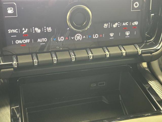 New 2026 GMC Yukon XL AT4 w/ LPO, Floor Liner Package AWD/4WD image 18