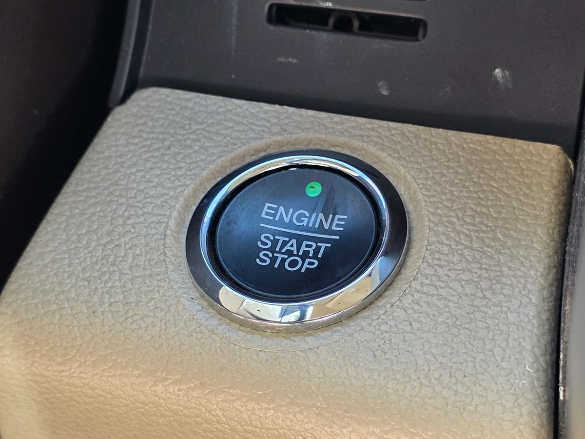 Used 2019 Ford F150 Lariat AWD/4WD image 46