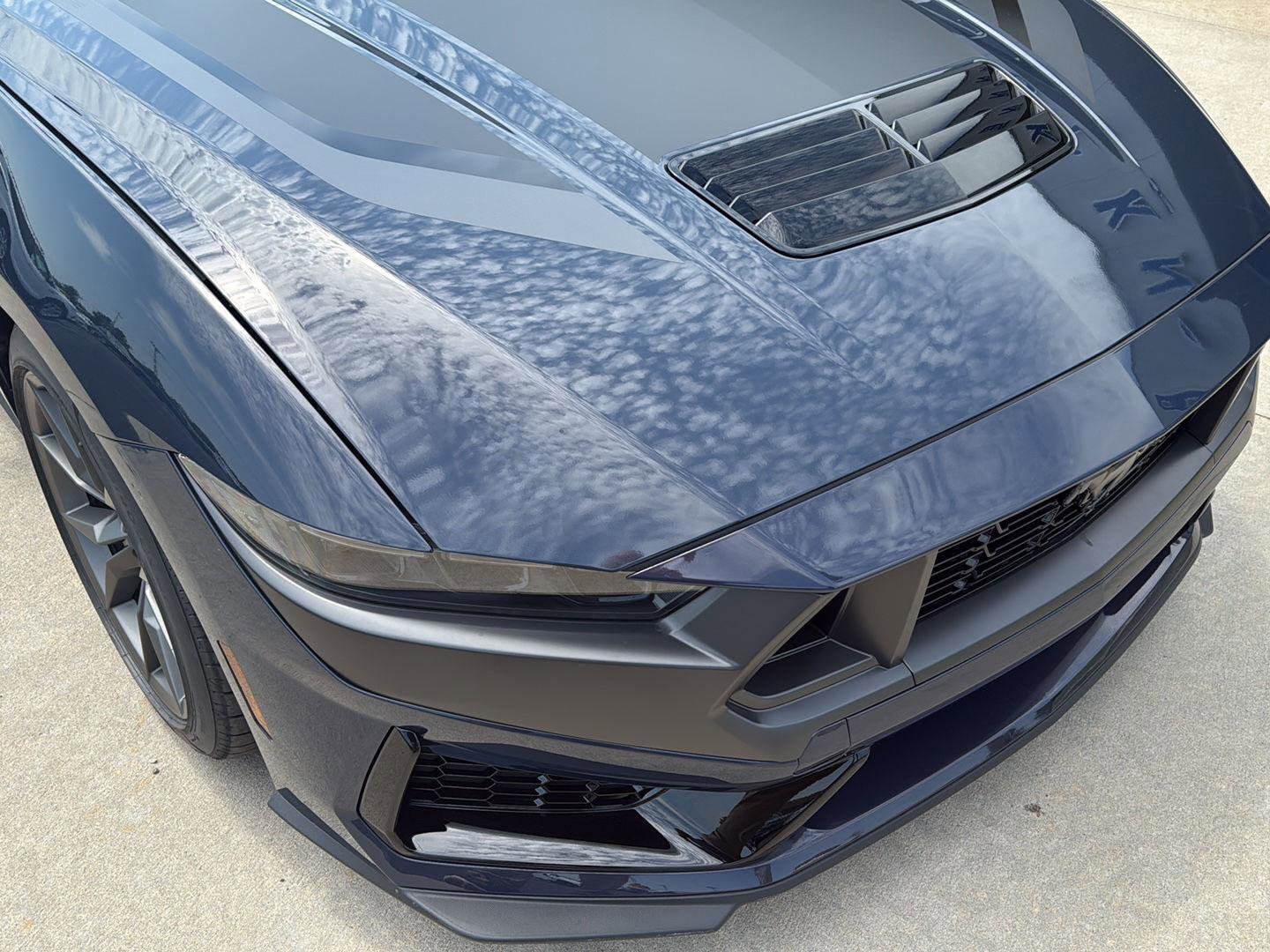 New 2025 Ford Mustang Dark Horse image 3
