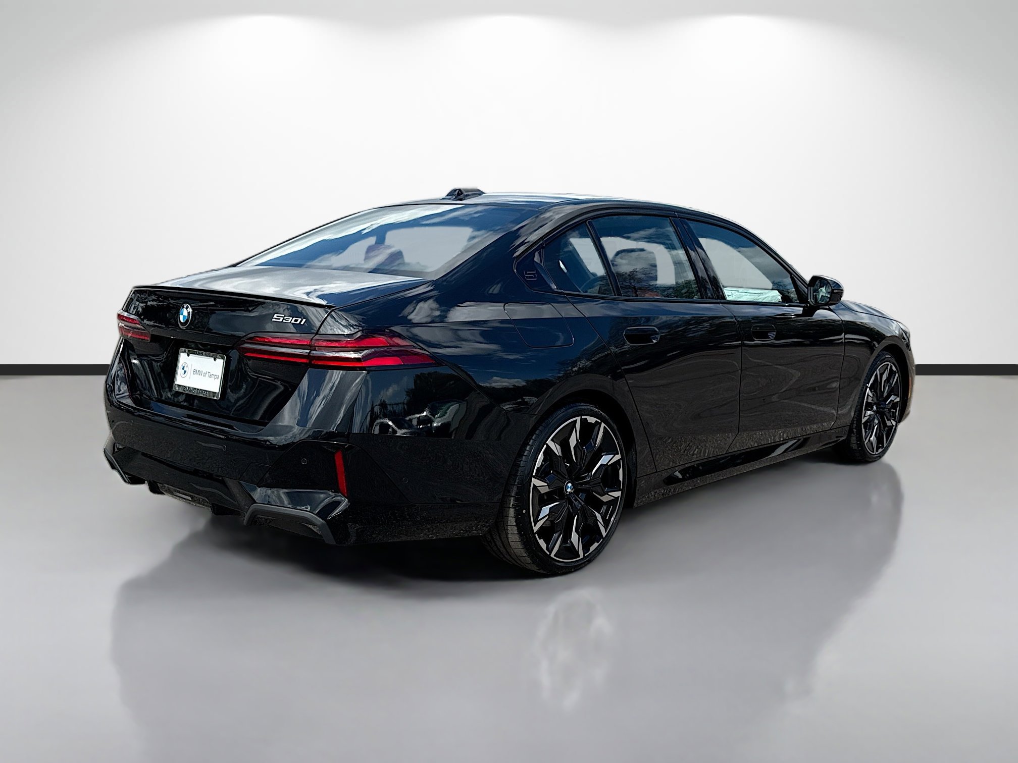 New 2026 BMW 530i w/ M Sport Package image 3