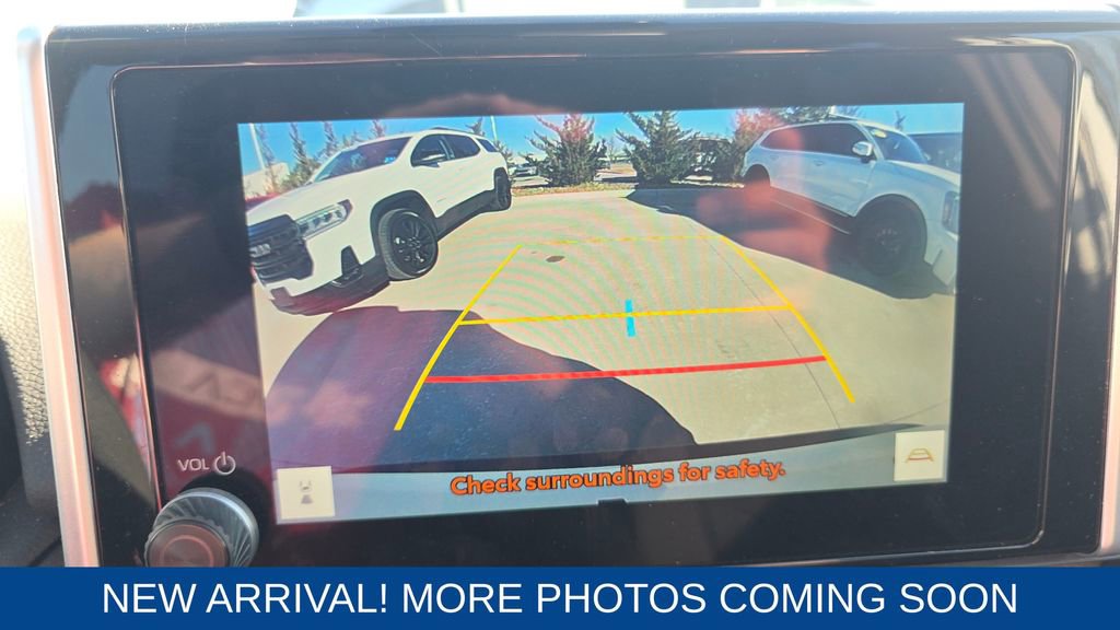 Used 2025 Toyota RAV4 XLE image 20