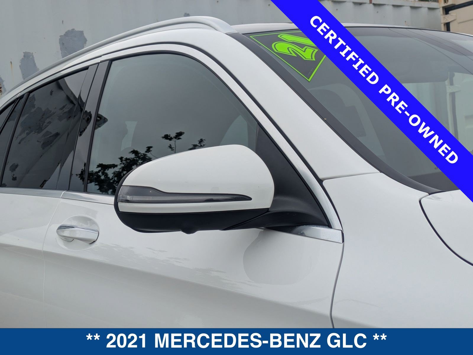 Used 2021 Mercedes-Benz GLC 300 4MATIC image 11