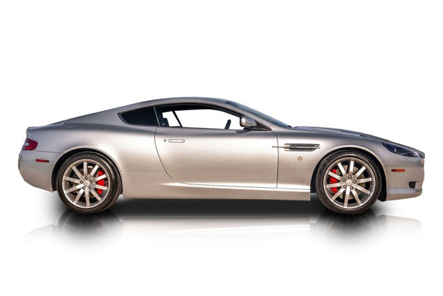 Used 2005 Aston Martin DB9 Coupe RWD image 2
