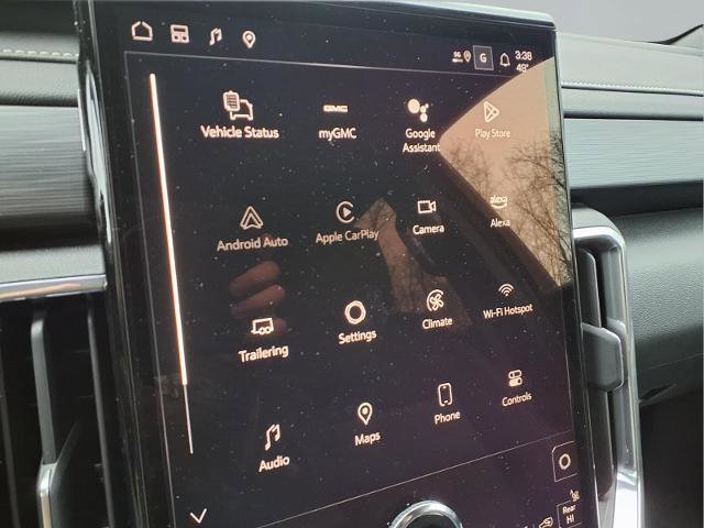 Used 2025 GMC Acadia Elevation image 8