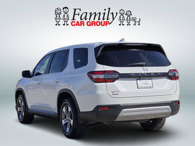 Used 2025 Honda Pilot EX-L image 3