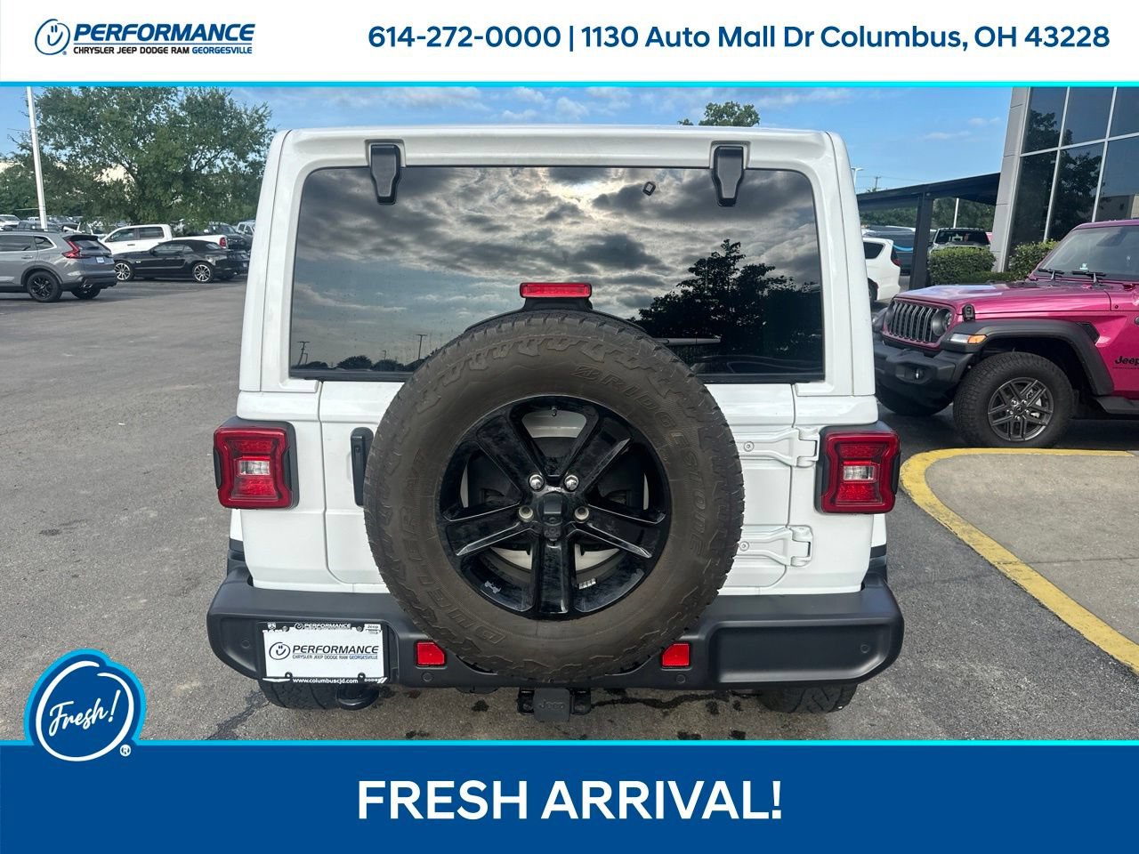 Used 2021 Jeep Wrangler Unlimited Sahara AWD/4WD image 5