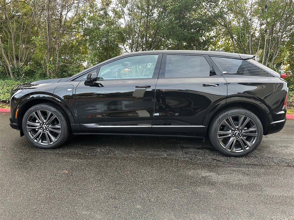 New 2026 Cadillac Optiq Sport 2 image 2