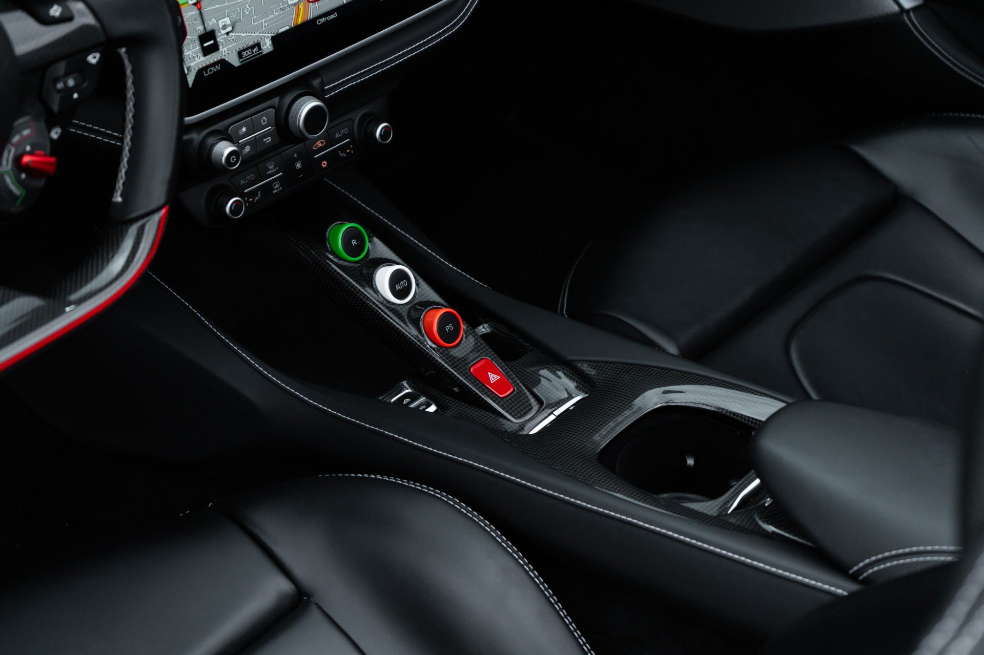 Used 2019 Ferrari Portofino RWD image 20