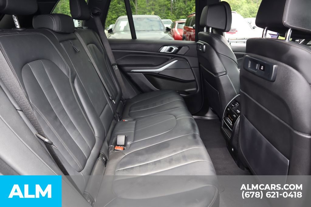 Used 2022 BMW X5 M50i image 23