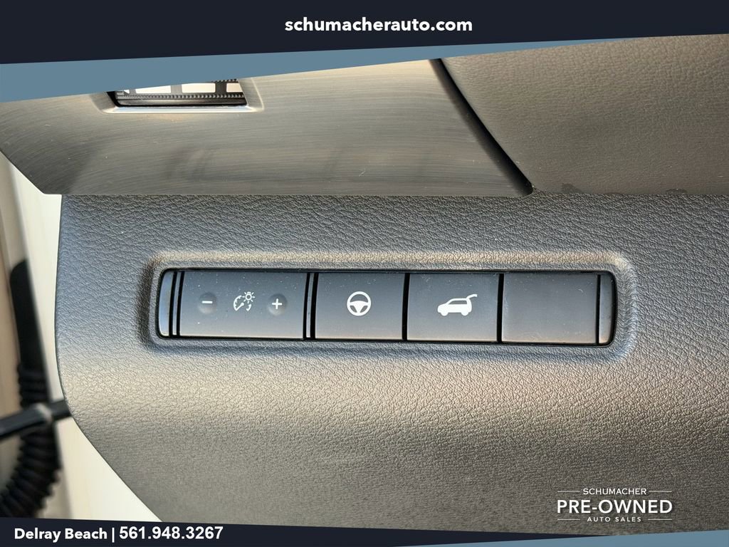 Used 2022 Nissan Pathfinder SL FWD image 23