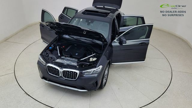 Used 2025 BMW X4 xDrive30i AWD/4WD image 87