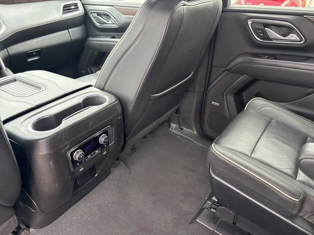 Used 2023 Chevrolet Suburban Premier image 24