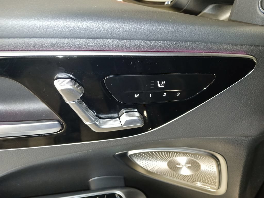 Used 2026 Mercedes-Benz C 300 4MATIC Sedan image 15