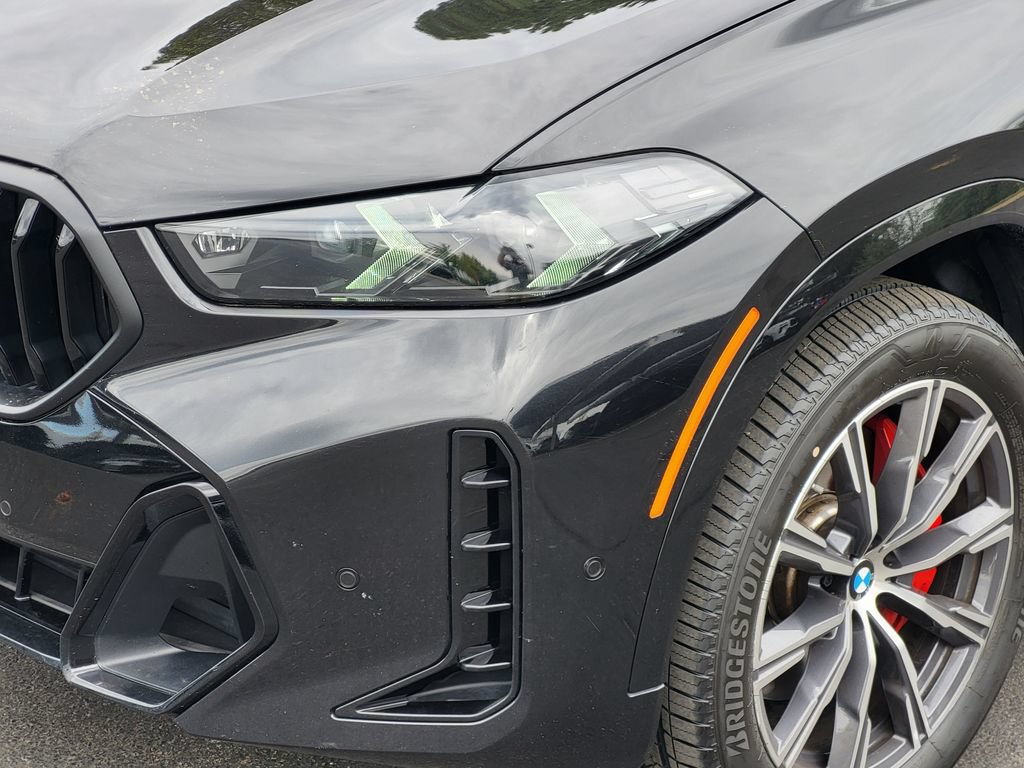 Used 2025 BMW X6 xDrive40i w/ Climate Comfort Package AWD/4WD image 7
