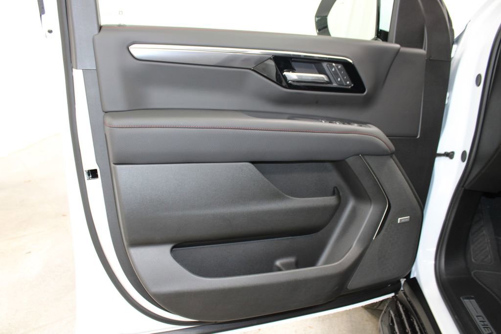 New 2026 Chevrolet Tahoe RST w/ RST Capability Package image 17